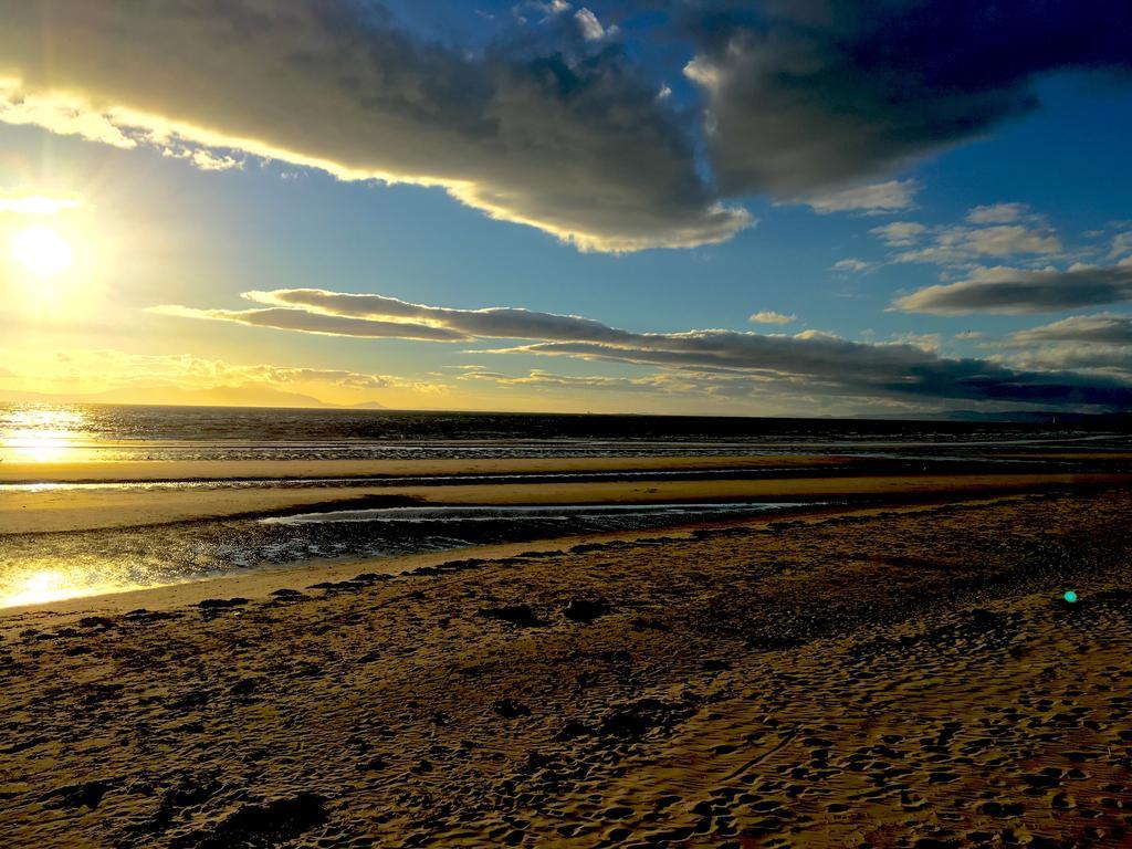 No5 Ayr Beach - Coorie Doon Stays Exterior foto